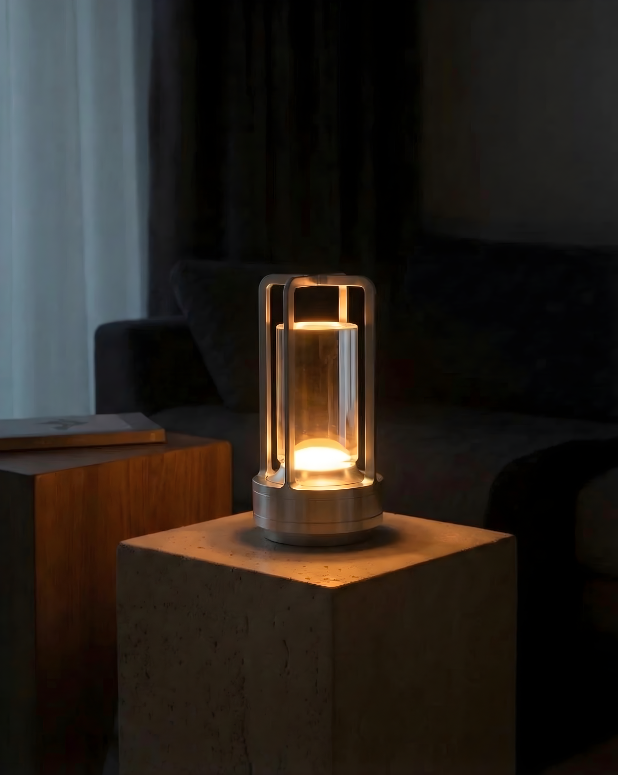 Minimalist Crystal LED Table Lamp 17.5 cm – USB-Rechargeable – Aluminum Base