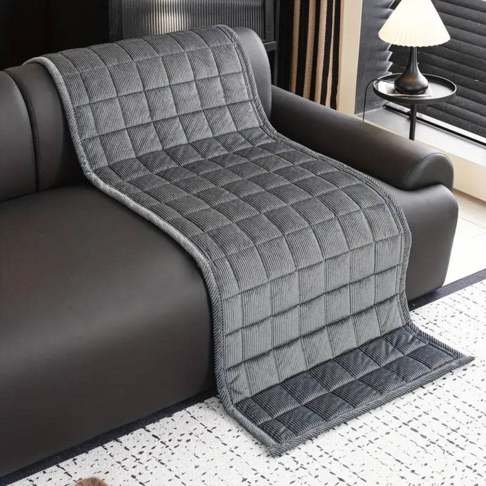 Cleo | Quilted Sofa Cover 7