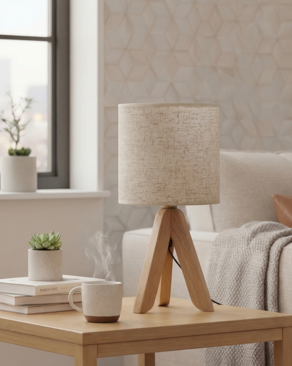 40 cm Minimalist Table Lamp – Wooden Tripod Base with Fabric Shade - Linen