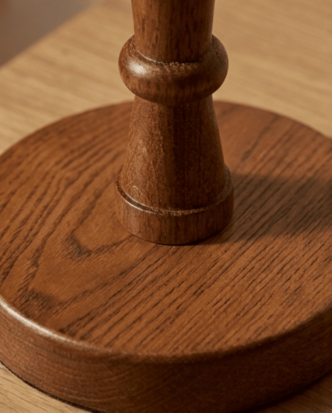 Bryn Table Lamp in Off-White Marbled Ceramic with Walnut Wood Base