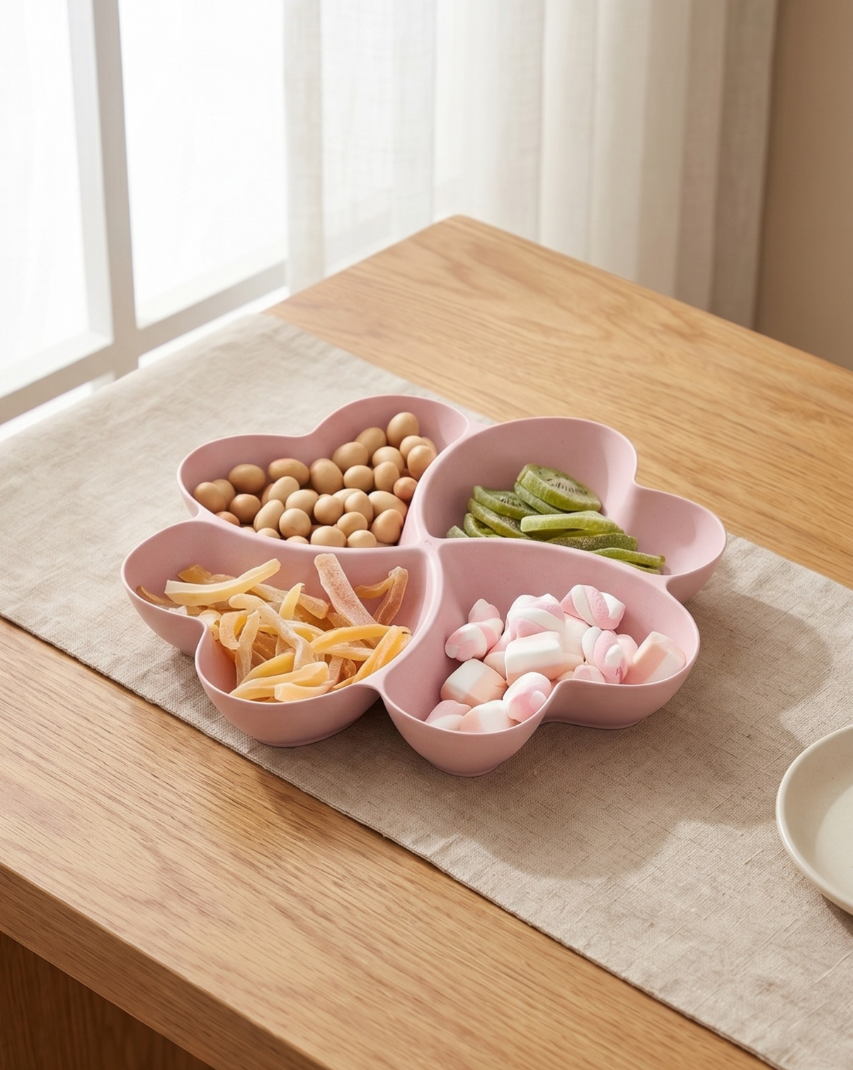 Heart-Shaped Serving Tray - Food-Safe Plastic Organizer, 23 cm - Pink