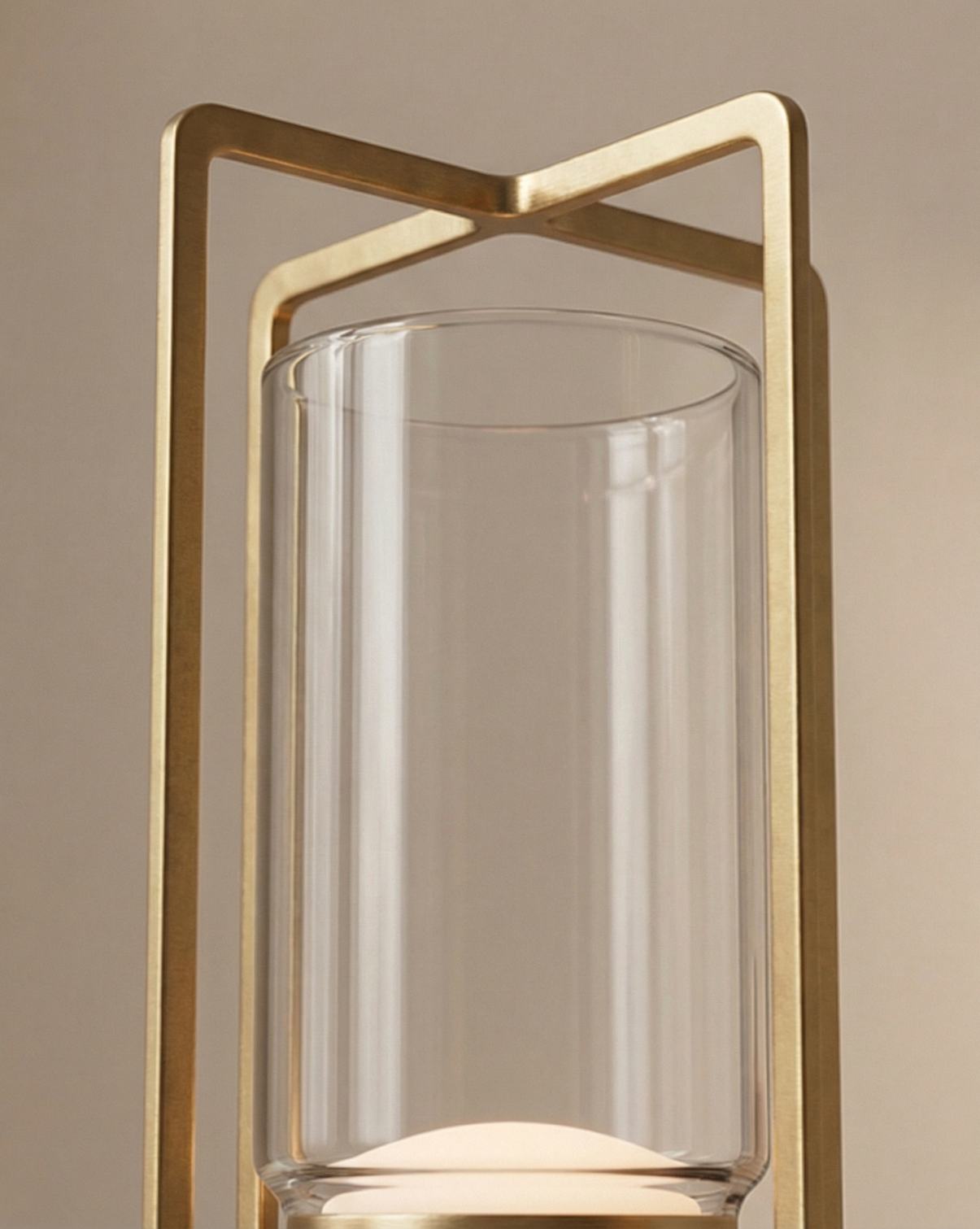 Minimalist Crystal LED Table Lamp 17.5 cm – USB-Rechargeable – Aluminum Base