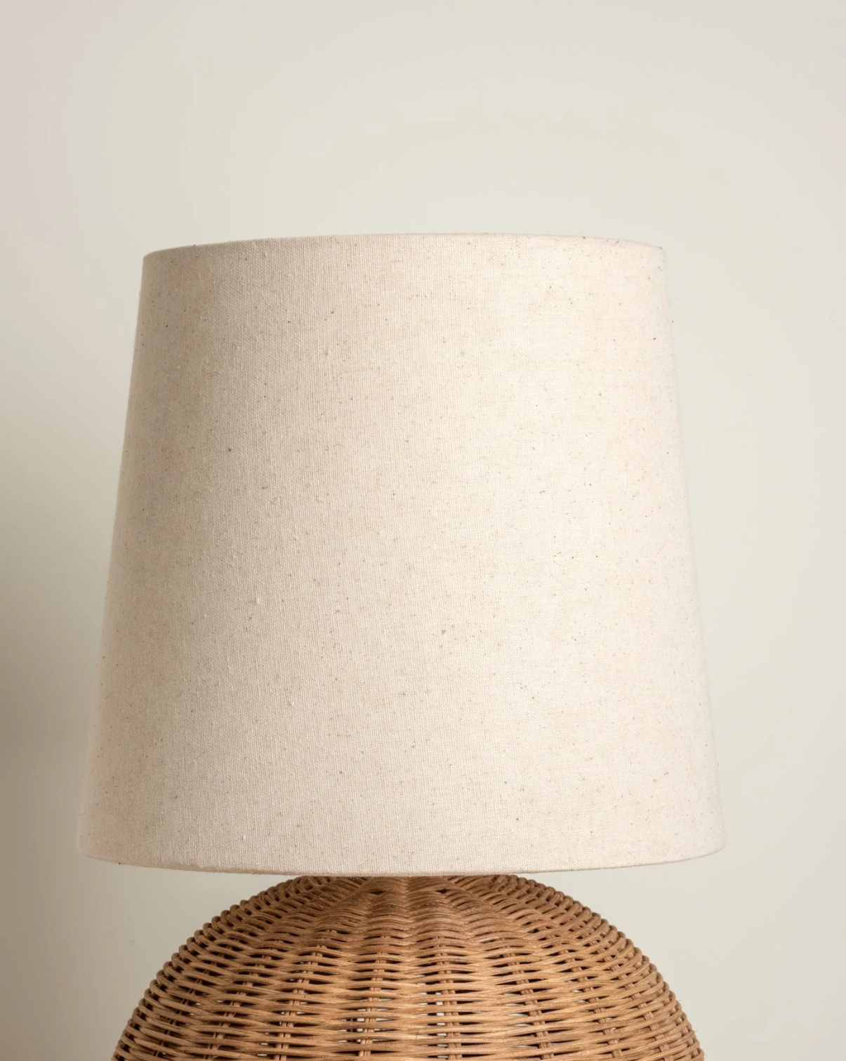 Wabi-Sabi Rattan Table Lamp – Hand-Woven Base with Fabric Shade