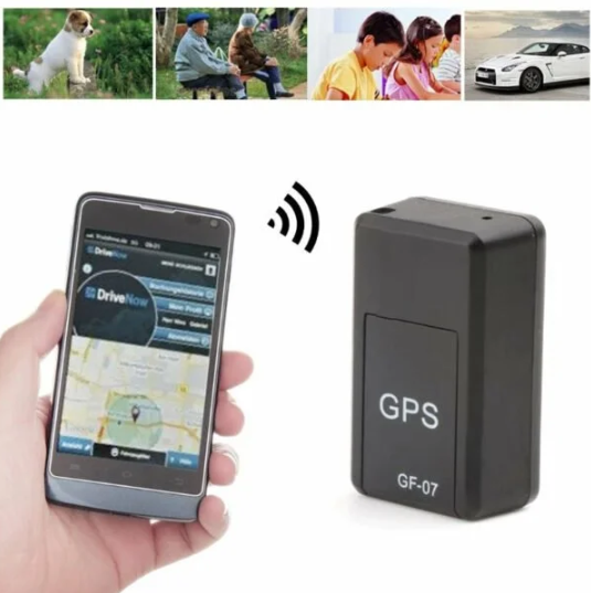 Cleo | Compact GPS Tracker 7