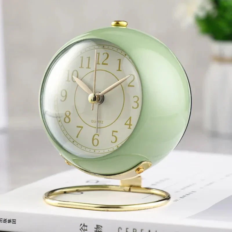 Cleo | Vintage Alarm Clock 1
