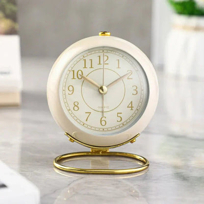 Cleo | Vintage Alarm Clock 4