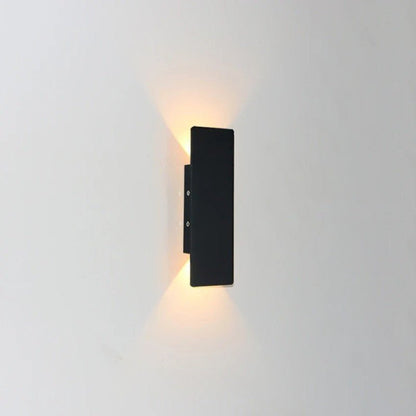 Cleo | Weatherproof Outdoor Lights 10