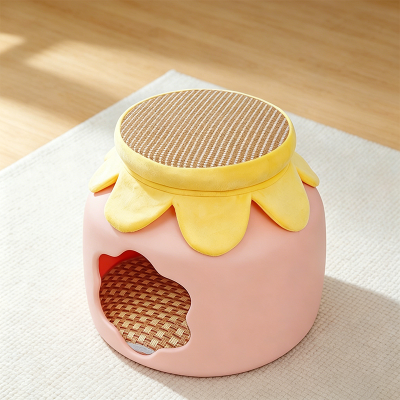 Flower-Shaped Velvet Cat Bed, Faux Rattan Base