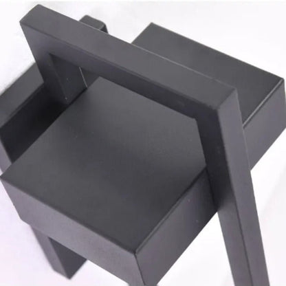 Up-Down Outdoor Wall Light, Matte Black – Demi by KELiving (6)