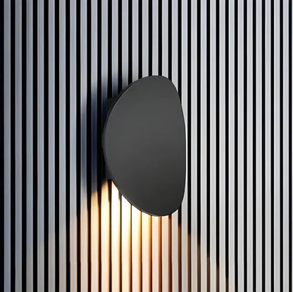 Bedroom Wall Lamp, Aluminum Disc, LED 7W, Black or White, Indoor