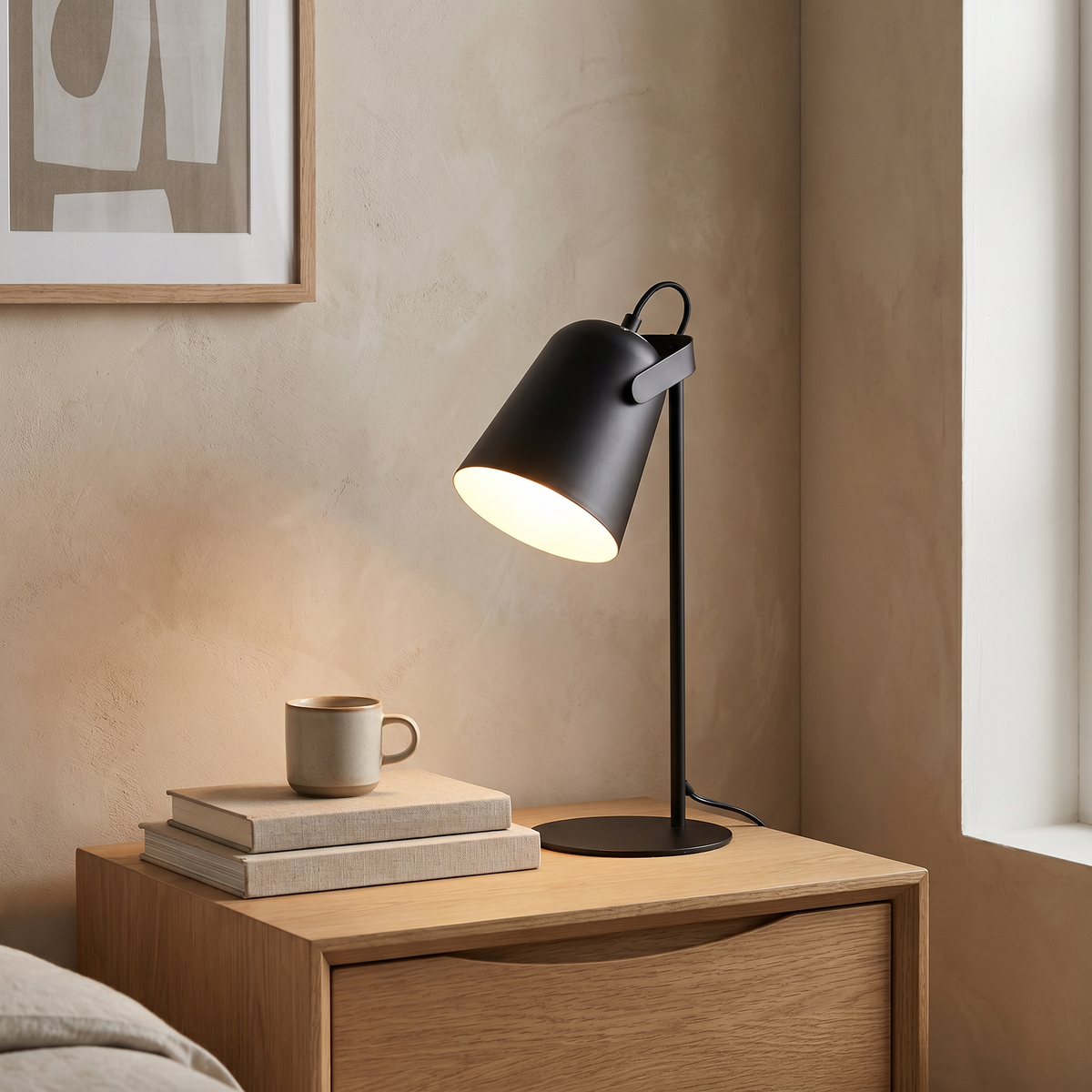 Nordic Iron Bucket Table Lamp, 1-Light Modern